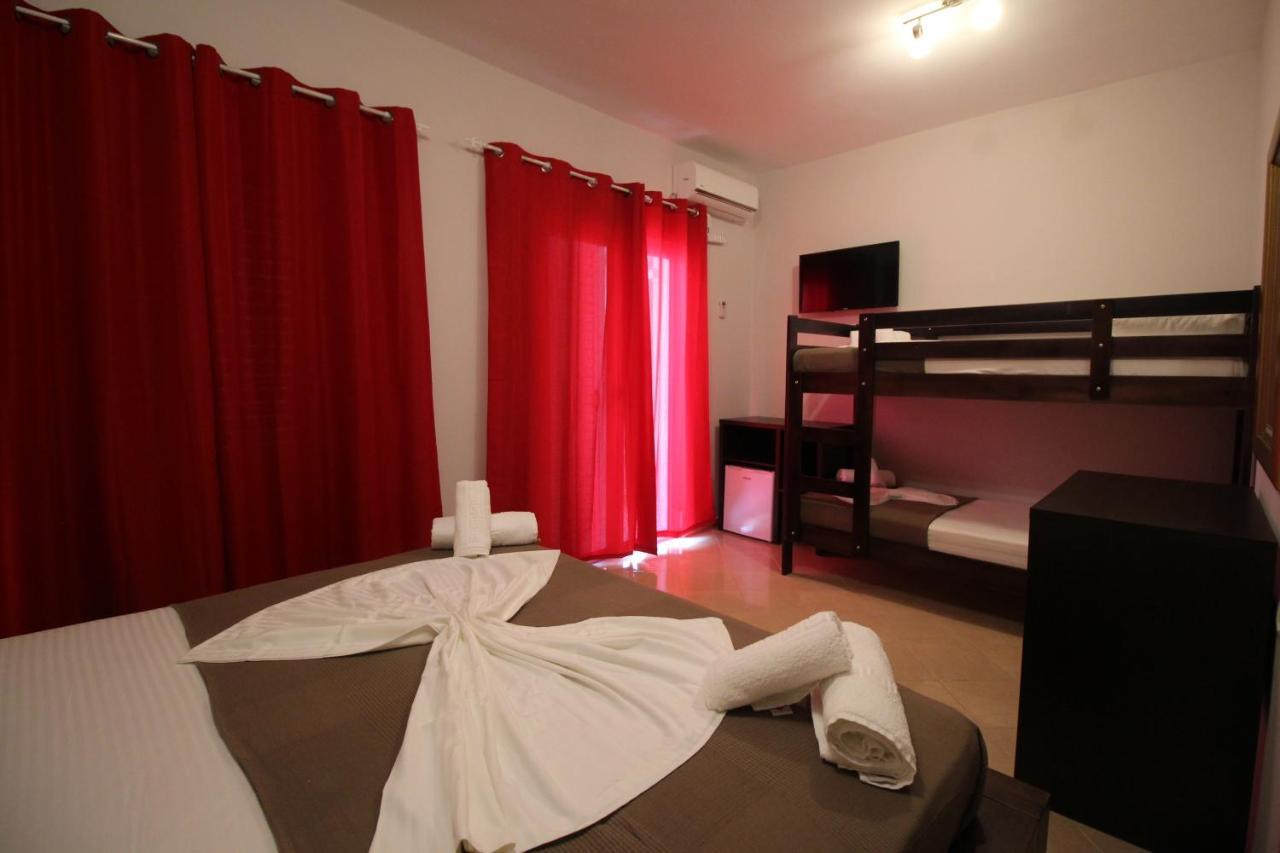 Hotel Prishtina Sarande Exterior photo